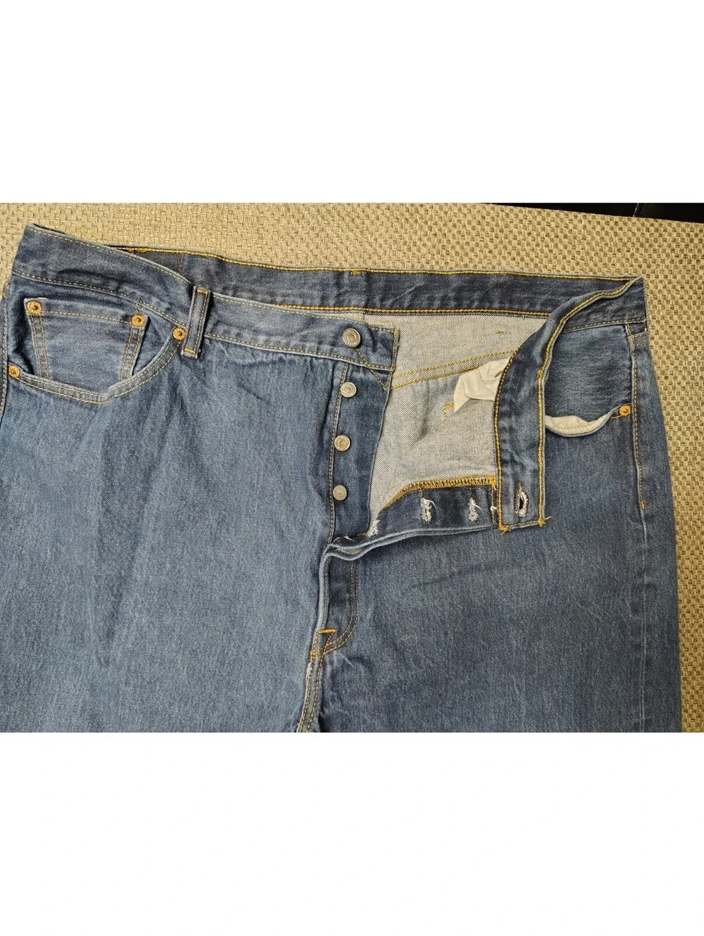 Levis 501 Original Button Fly Jeans Mens 46x32 Blue Denim Big & Tall 46W 32L Fit